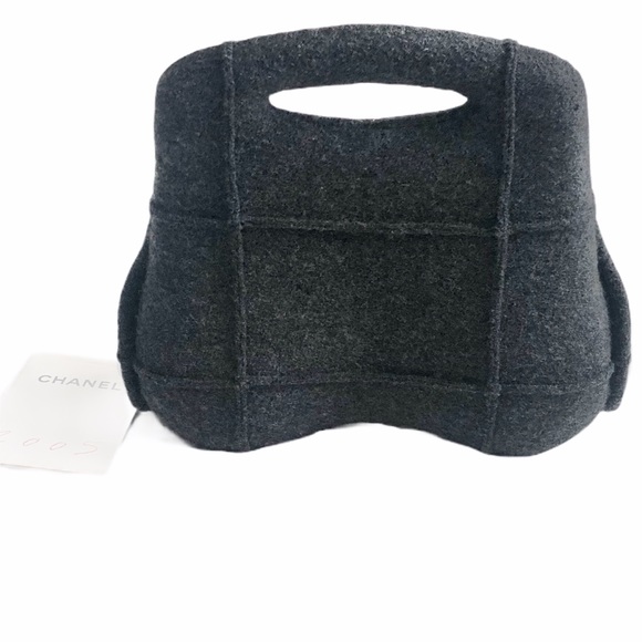 CHANEL 2005 Millennium frame bag - Picture 5 of 10